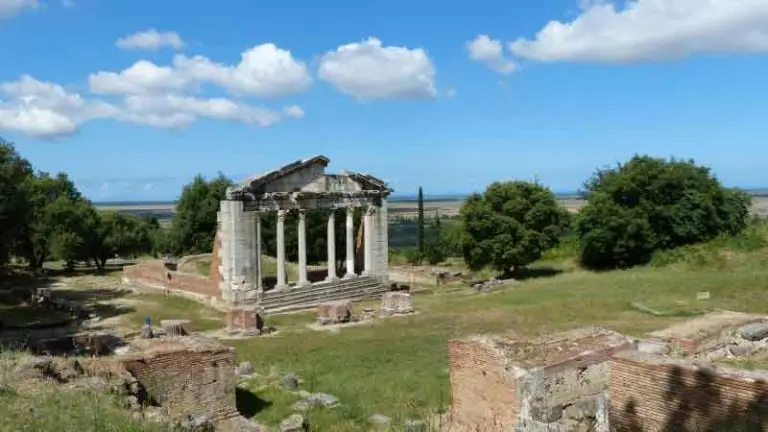 apollonia.jpg